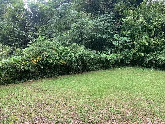 Building Photo - 301 Jersey St