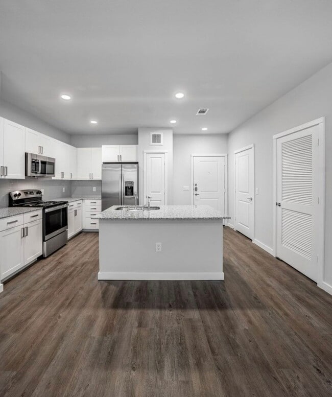 Building Photo - 295 Co Rd 138