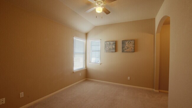 Building Photo - 197 Ferrule Dr