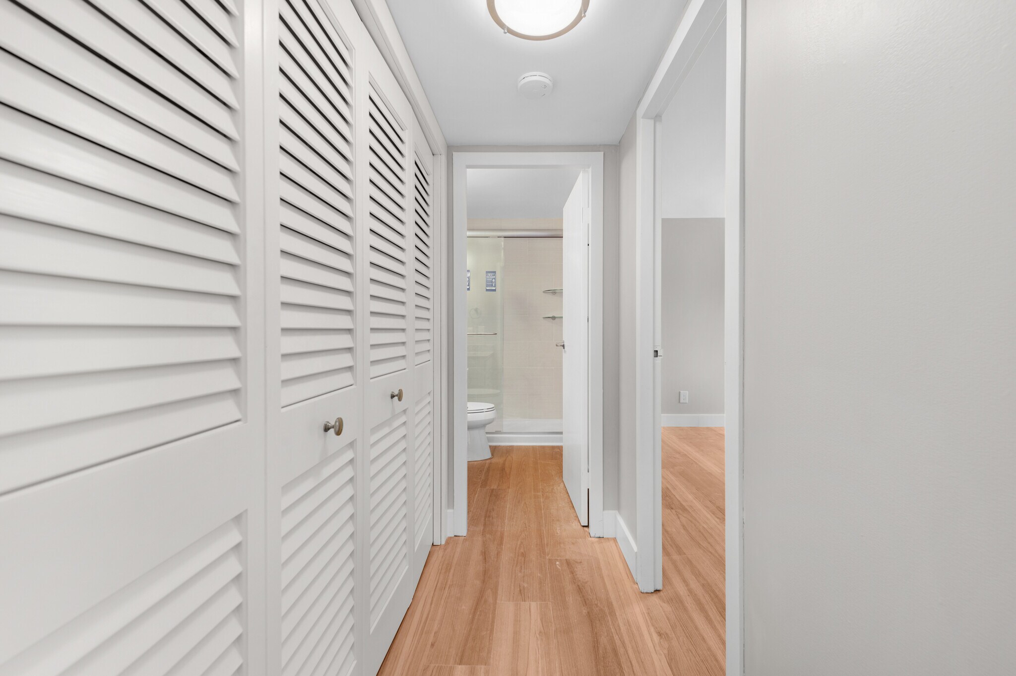 Hallway - 20333 Detroit Rd