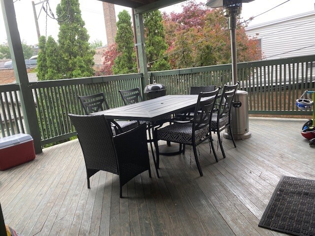 Deck - 2652 W Superior St