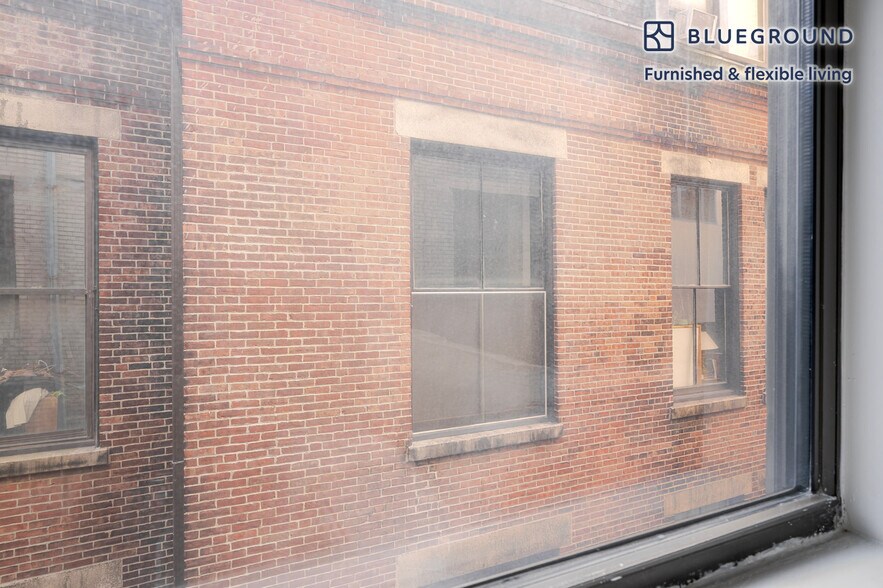 Building Photo - 44 Bromfield St