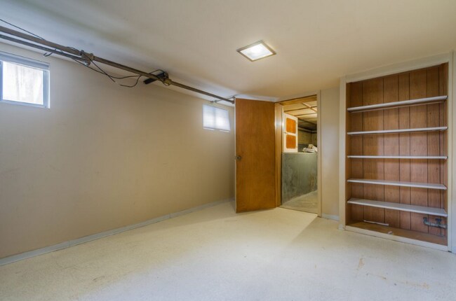 Building Photo - 3811 Newton St