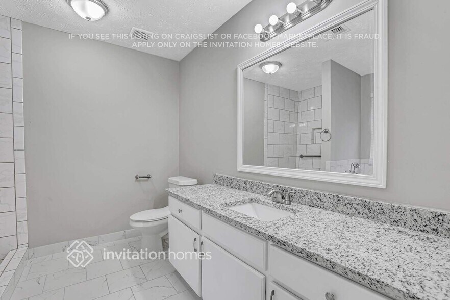 Building Photo - 495 Mountainview Dr