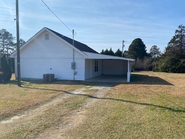 Building Photo - 60 Strickland Rd