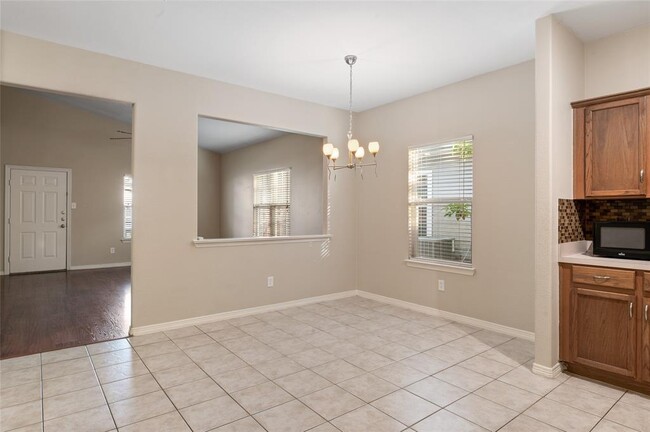 Building Photo - 10218 Berry Hill Ln
