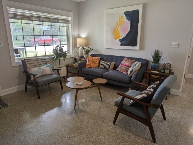 Building Photo - 3701 Ibis Dr