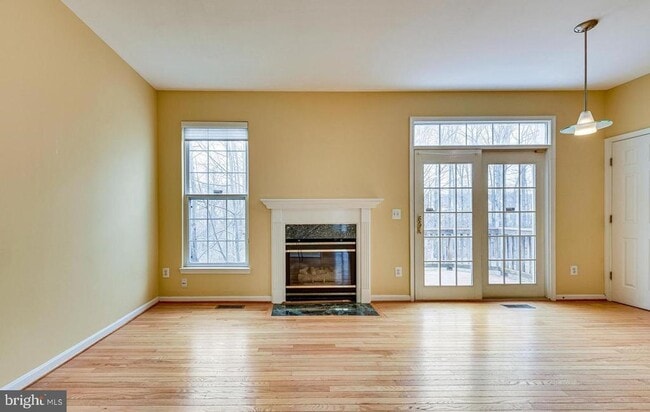 Building Photo - 11485 Carriage Gate Ct