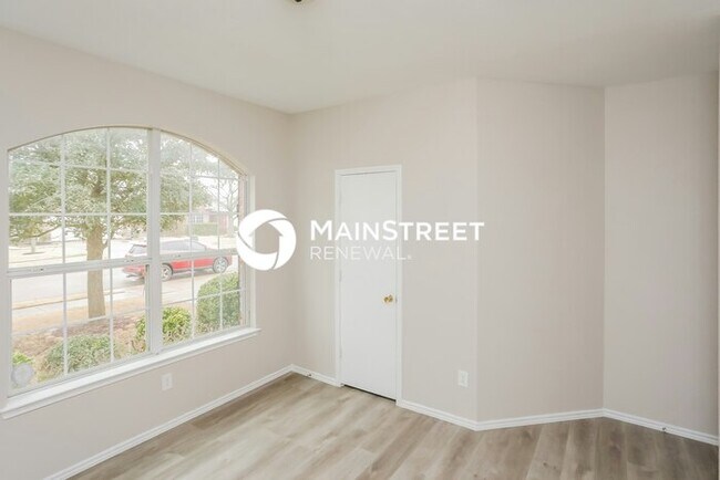 Building Photo - 4 Bedroom Pet-Friendly Home in Forney, TX with Main Street Renewal