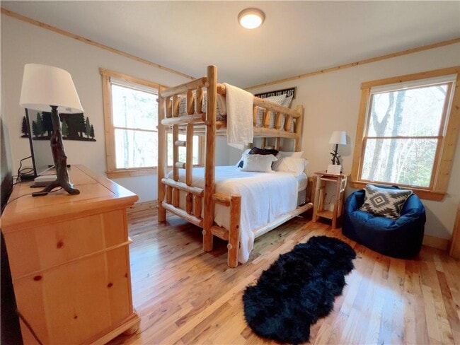 Building Photo - 532 Highland Trail