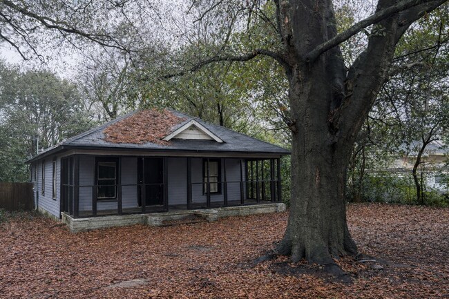 Building Photo - 4322 Mikado Ave