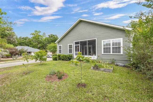 Building Photo - 7485 NW 121st Ave