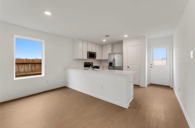Building Photo - 10475 Cloud Nine Ct