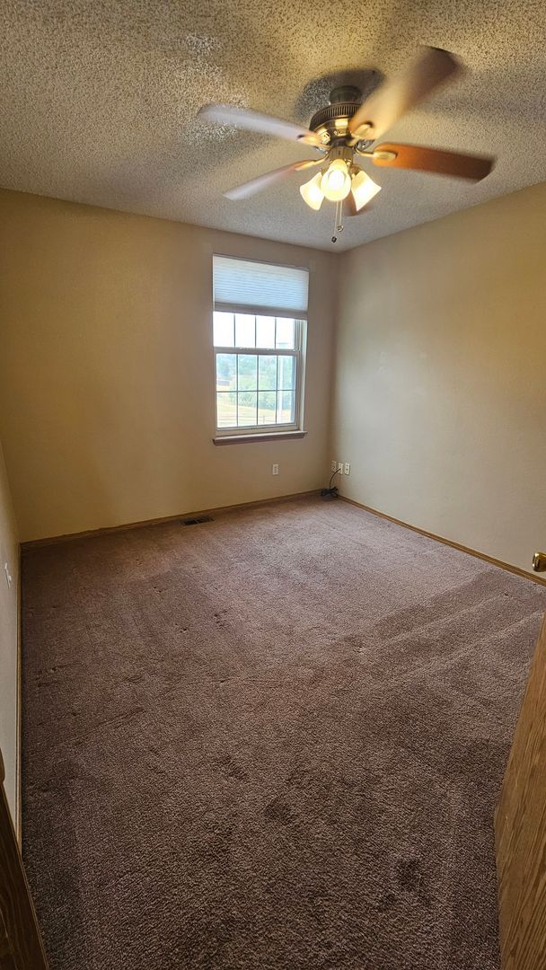 Building Photo - Single family home in Cul-De-Sac