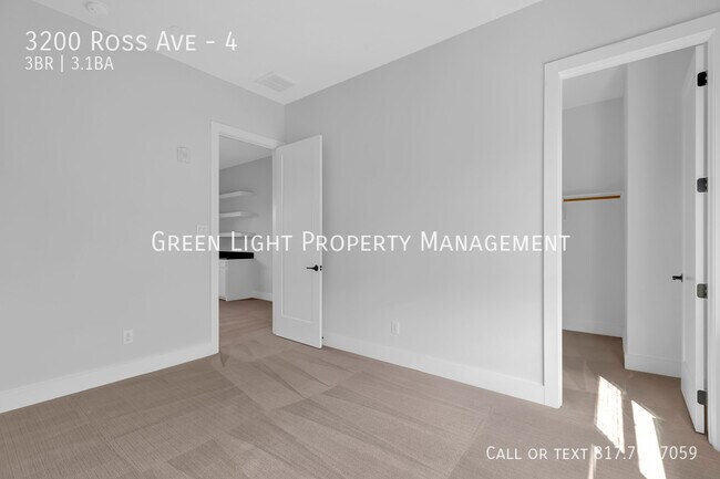 Building Photo - 3200 Ross Ave