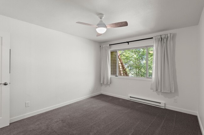 Building Photo - 108 Oswego Summit