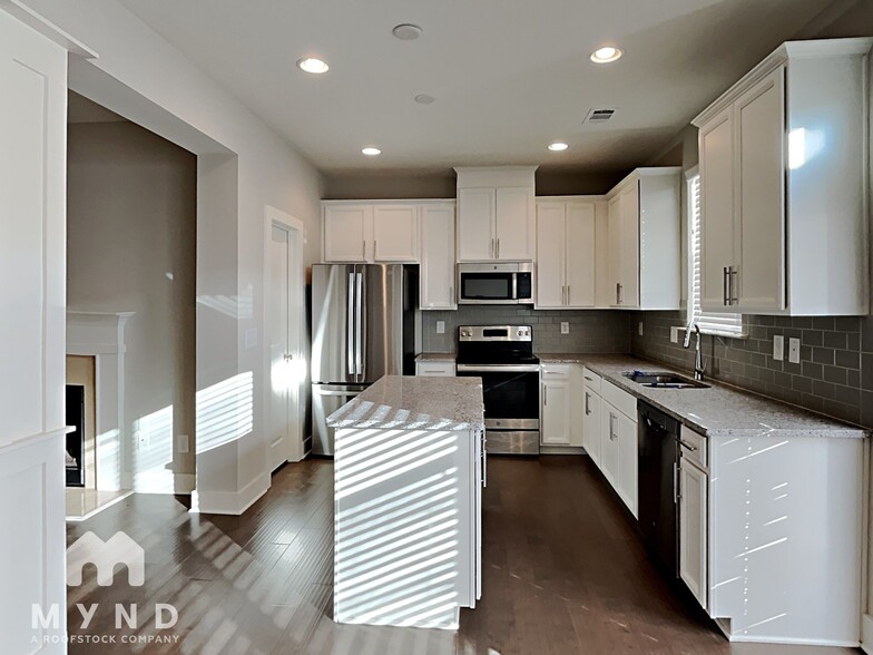 Building Photo - 2149 Arnage Dr
