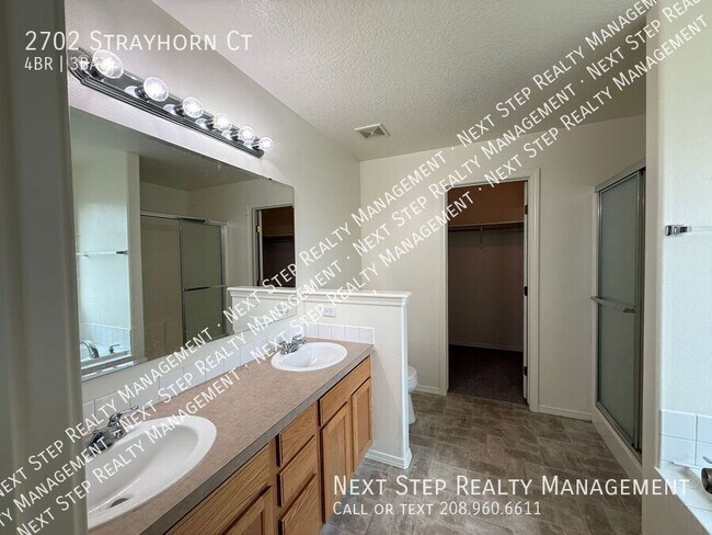 Building Photo - 2702 Strayhorn Ct