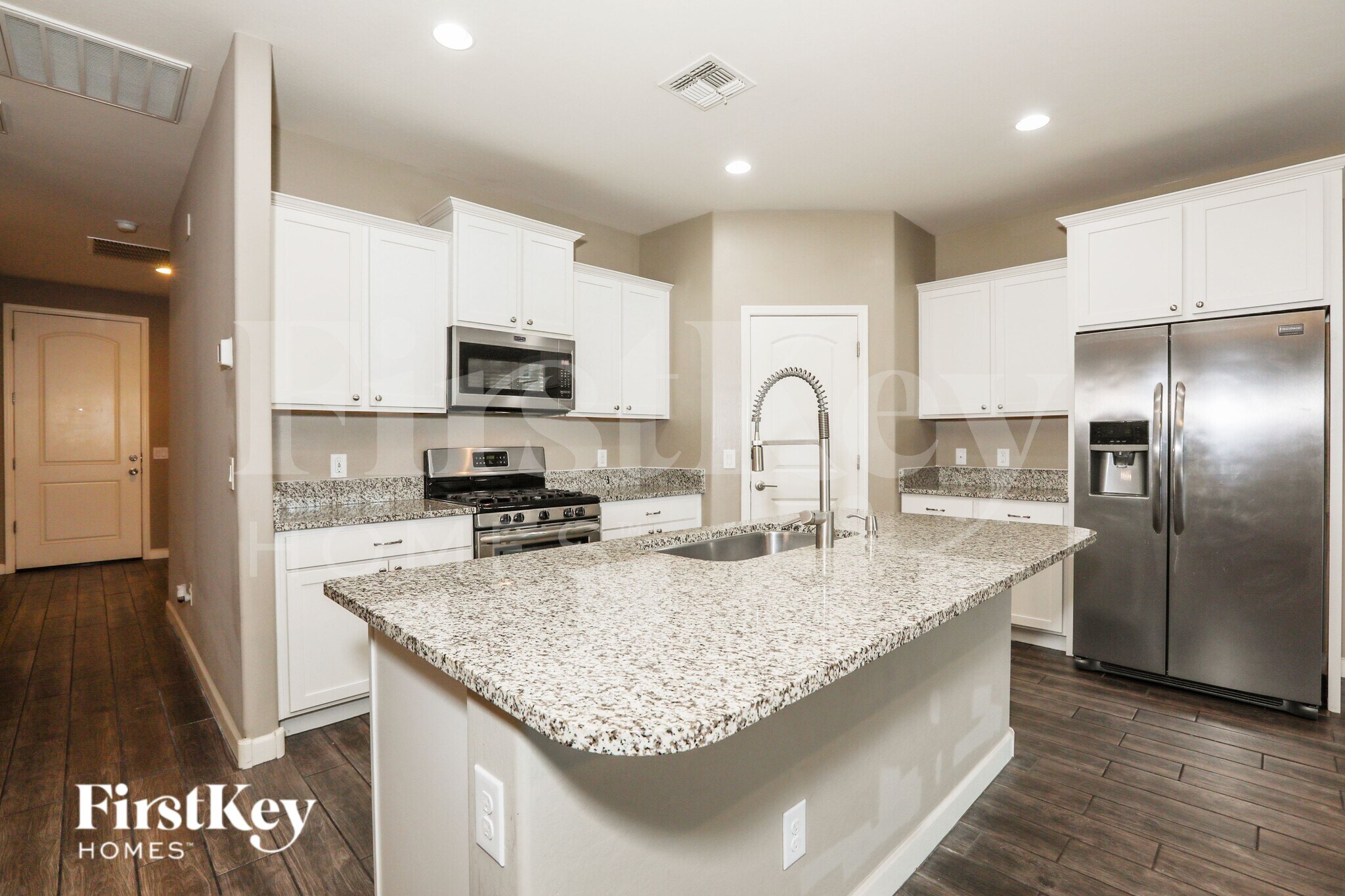 Building Photo - 4151 W Goldmine Mountain Dr