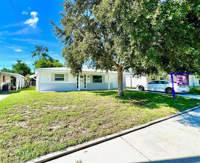 Building Photo - 4640 Taray Ln