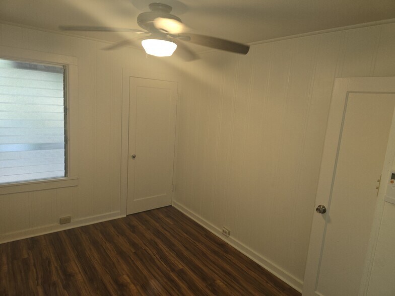 Building Photo - 3260 Olu St