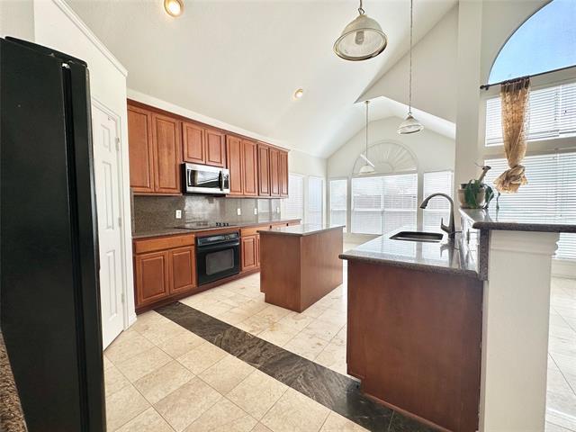 Building Photo - 4520 Avebury Dr