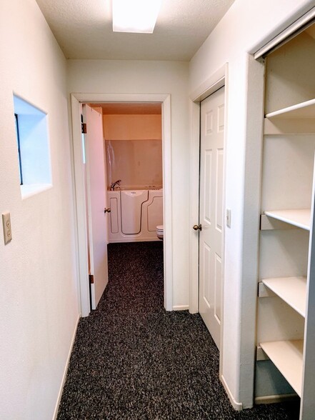 Building Photo - 2330 S Adonis Cir