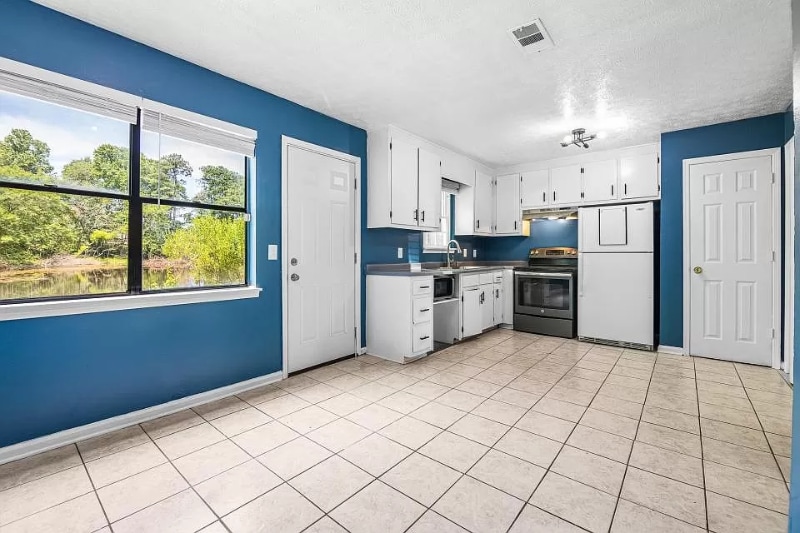 Building Photo - 1019 Green Valley Dr NW