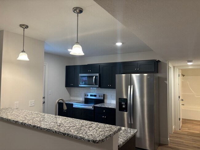 Building Photo - 14 3rd Ave