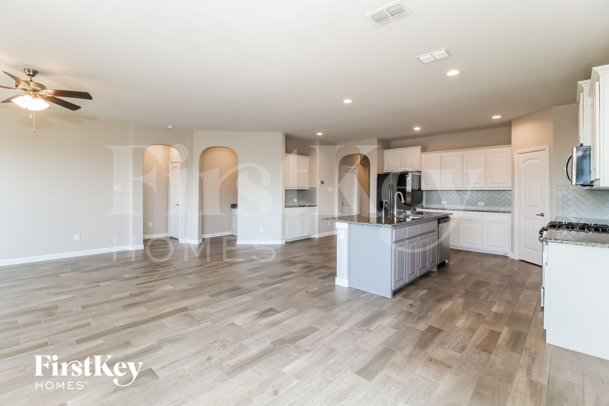 Building Photo - 401 Goldfinch Rd