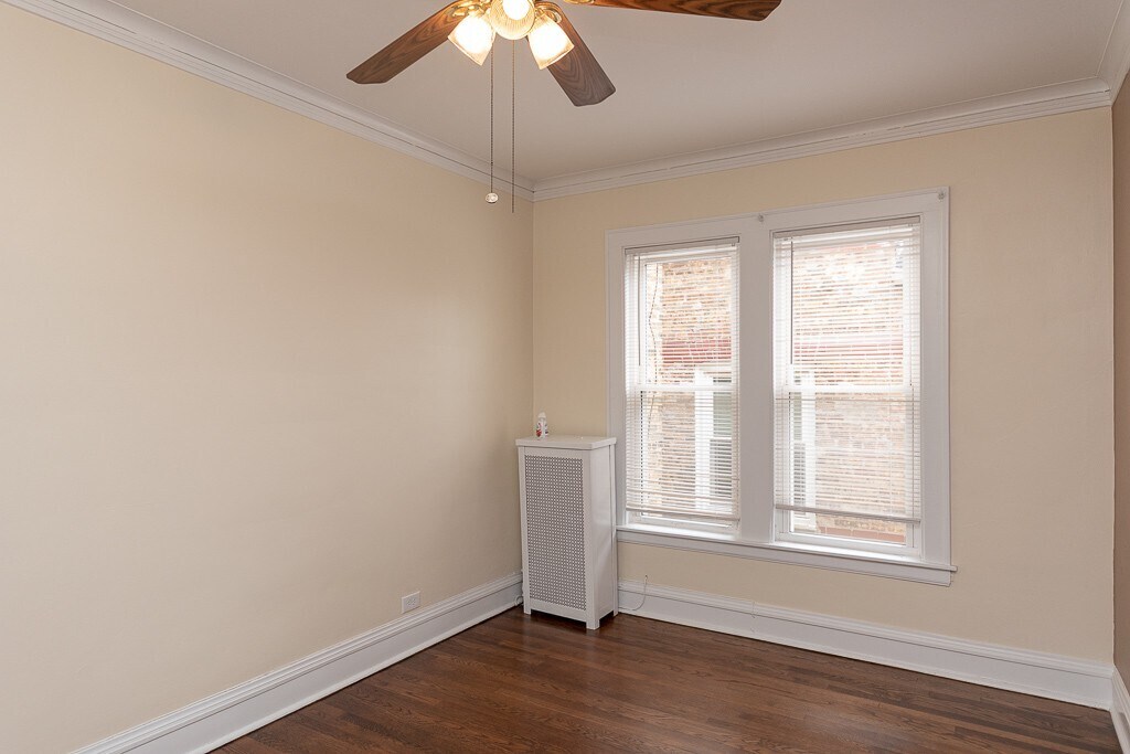 Building Photo - 4512 S Laporte Ave