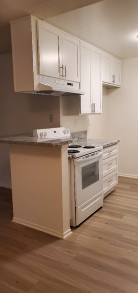 Building Photo - 10640 Colima Rd