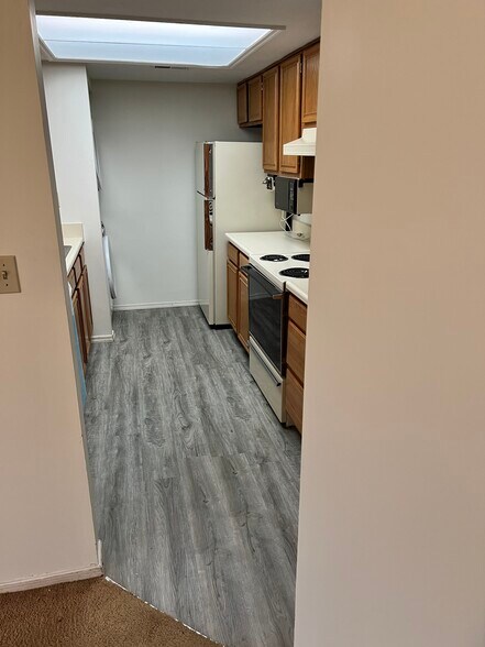 Building Photo - 2334 Raider Dr