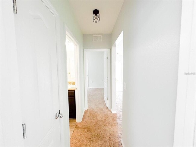 Building Photo - 5525 Forest Ridge Dr
