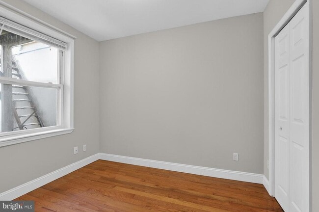 Building Photo - 1304 S Fairhill St