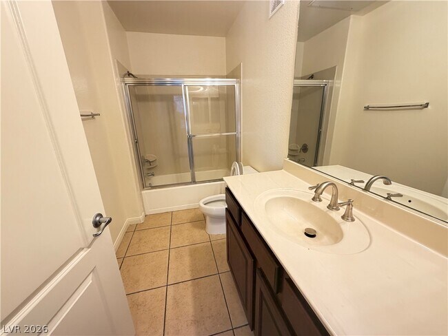 Building Photo - 38 E Serene Ave