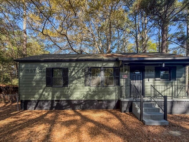 Building Photo - 1108 Henderson Ave