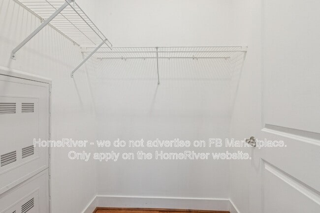 Building Photo - 517 Tavern Rd