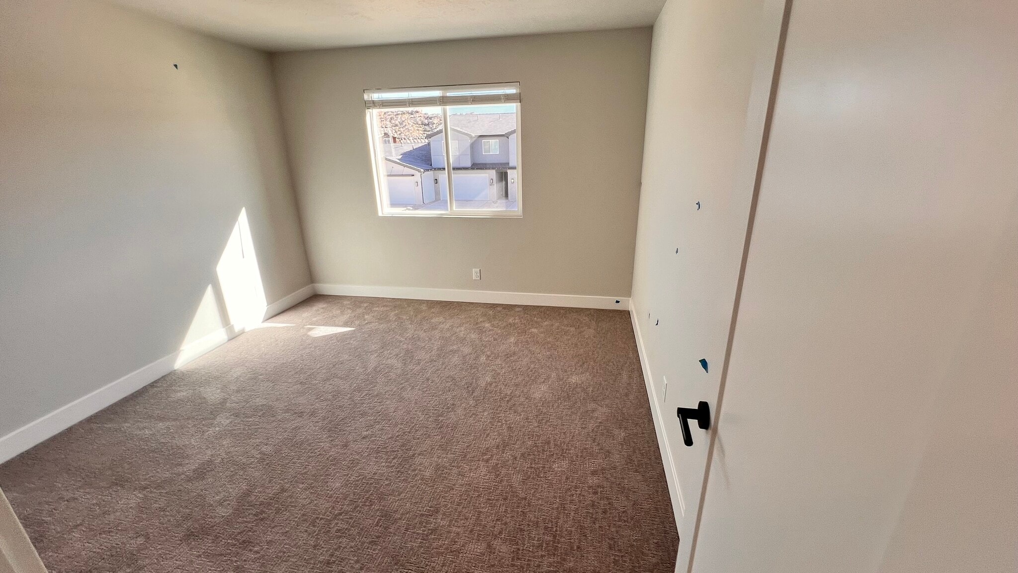 2nd room for rent. - 3937 E Razor Dr