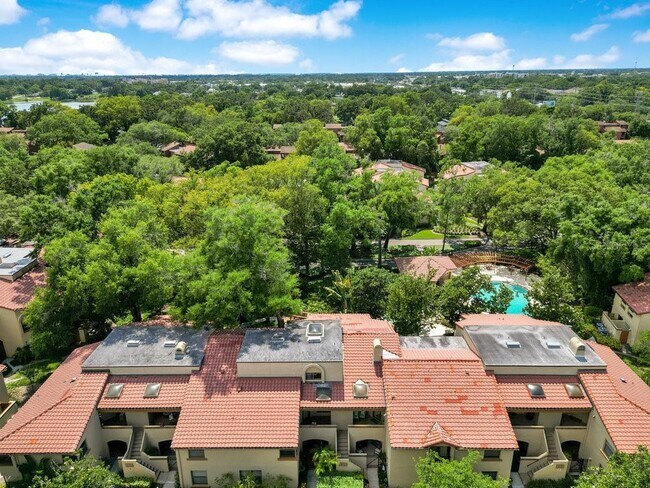 Building Photo - 1246 St Tropez Cir