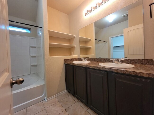 Building Photo - 1117 Prelude Dr