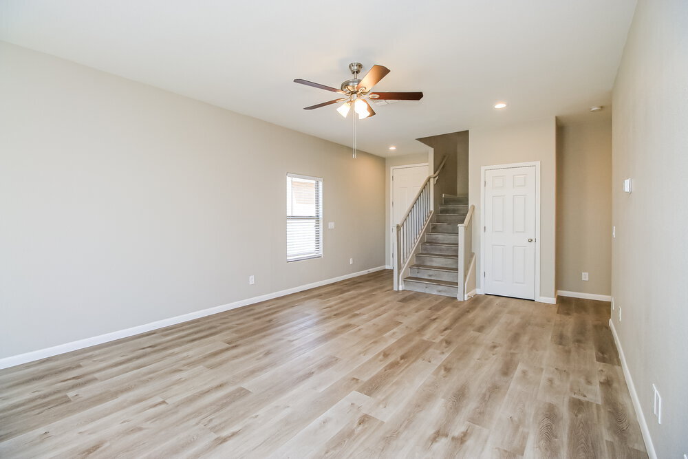Building Photo - 40339 W Helen Ct