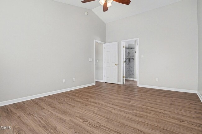 Building Photo - 5005 Marathon Ln