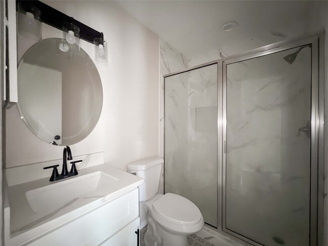 Building Photo - 11007 Tobasa Ct