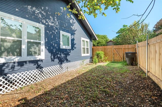 Building Photo - 1300 E Baltimore Ave