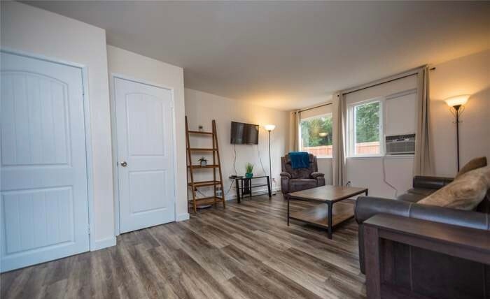 Building Photo - 2121 Xenia St