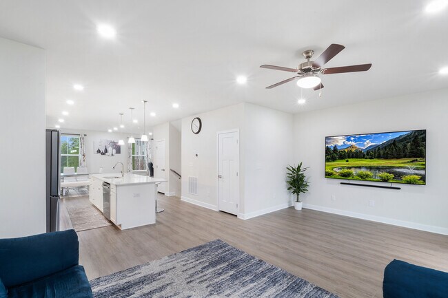 Building Photo - 76 Swackhammer Way