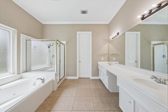 Building Photo - 3016 Autumn Harvest Dr