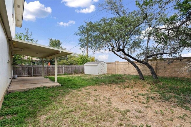 Building Photo - 1612 Rossport Bend