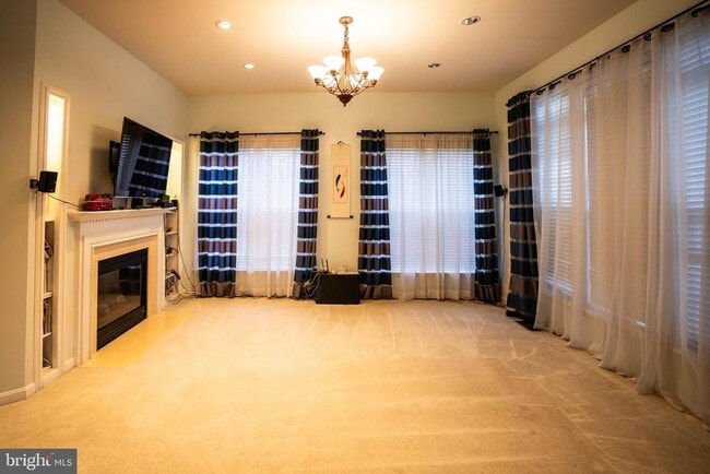 Building Photo - 9571 Linnett Hill Dr